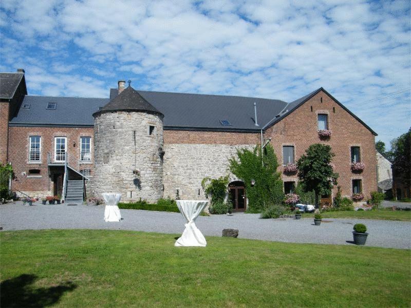 La Vieille Tour Hotell Hotton Eksteriør bilde